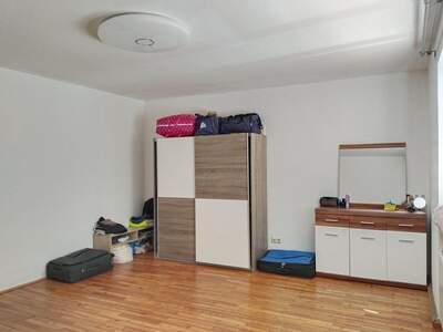 Wohnung mit Balkon kaufen in 4020 Linz (Bild 2)