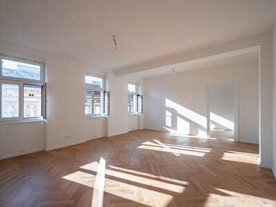 Altbauwohnung mit Balkon kaufen in 1050 Wien (Bild 1)