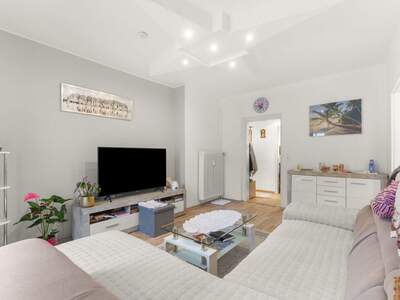 Wohnung mit Balkon kaufen in 9601 Arnoldstein (Bild 4)