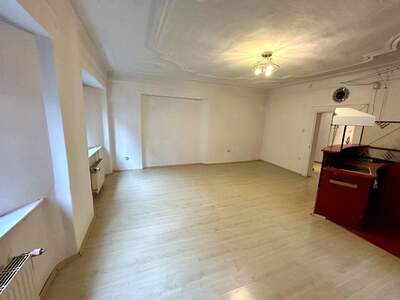 Altbauwohnung mit Balkon mieten in 8020 Graz (Bild 3)