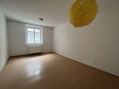 Altbauwohnung mit Balkon mieten in 8020 Graz (Bild 3)