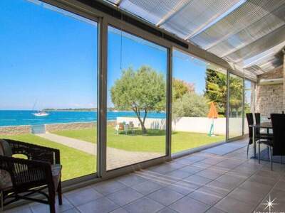 Haus mit Garten kaufen in 52466 Novigrad (Bild 1)