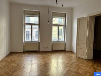 Altbauwohnung mit Balkon mieten in 8010 Graz (Bild 2)