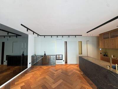 Altbauwohnung kaufen in 1010 Wien (Bild 2)