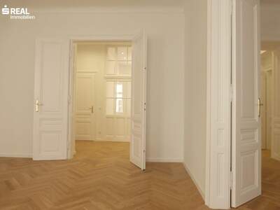 Altbauwohnung mit Balkon mieten in 1010 Wien (Bild 4)