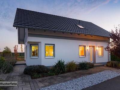 Wohnanlage kaufen in 5741 Neukirchen (Bild 1)