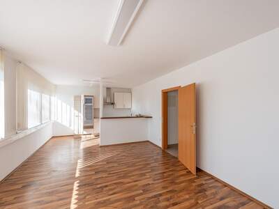 Bürozentrum mieten in 4664 Oberweis