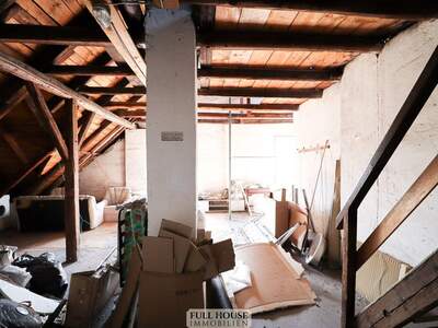 Altbauwohnung kaufen in 9500 Villach (Bild 2)