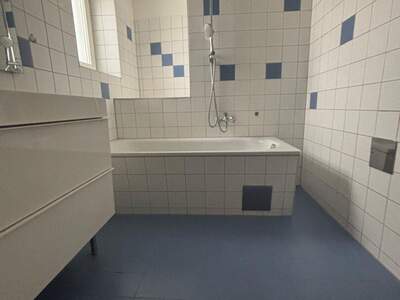 Altbauwohnung mit Balkon mieten in 8020 Graz (Bild 5)