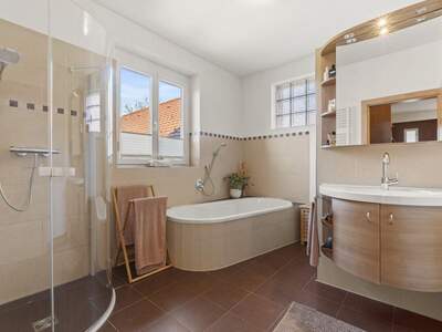 Haus mit Garten kaufen in 8042 Graz (Bild 2)