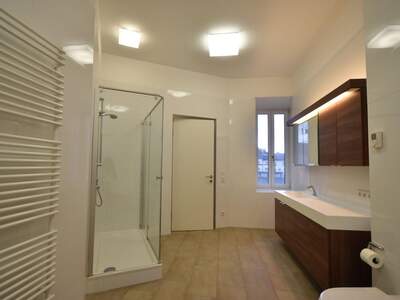 Altbauwohnung mit Balkon mieten in 5020 Salzburg (Bild 5)