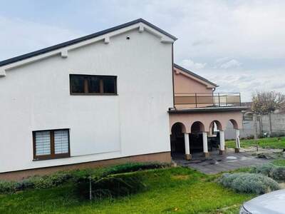 Gewerbeobjekt kaufen in 2425 Nickelsdorf