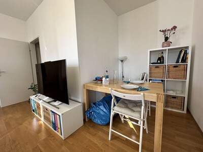 Altbauwohnung mit Balkon kaufen in 8010 Graz (Bild 3)
