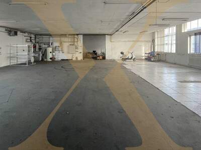 Halle / Lager / Produktion mieten in 4020 Linz