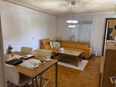 Wohnung kaufen in 4720 Neumarkt