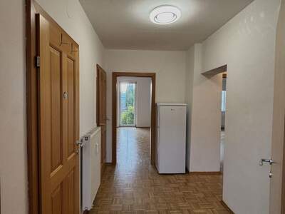 Altbauwohnung mit Balkon mieten in 8753 Fohnsdorf (Bild 2)