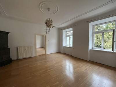 Altbauwohnung mit Balkon mieten in 8020 Graz (Bild 1)