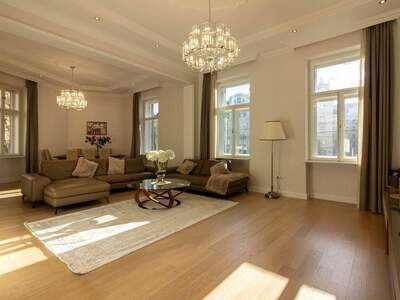 Wohnung kaufen in 1060 Wien