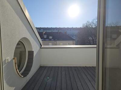 Dachgeschosswohnung kaufen in 4020 Linz