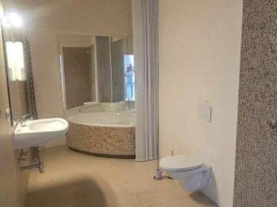Altbauwohnung mieten in 1010 Wien (Bild 2)