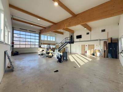 Gewerbeobjekt mieten in 5412 Puch