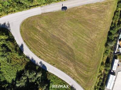 Grundstück kaufen in 6600 Pflach