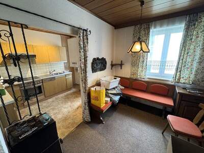 Altbauwohnung mit Balkon kaufen in 6112 Wattens (Bild 2)