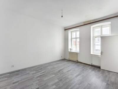 Altbauwohnung kaufen in 1160 Wien (Bild 2)
