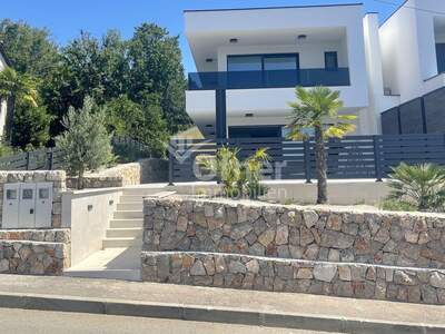 Haus kaufen in 51513 Omišalj (Bild 2)