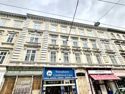 Altbauwohnung kaufen in 1070 Wien
