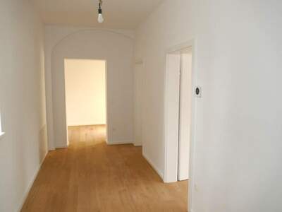 Terrassenwohnung mieten in 2700 Wr. Neustadt (Bild 4)