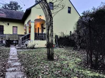 Einfamilienhaus kaufen in 2153 Stronsdorf