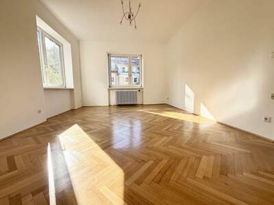 Altbauwohnung mit Balkon mieten in 1130 Wien (Bild 4)