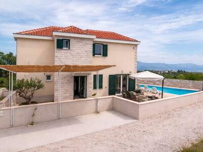 Haus mit Garten kaufen in 21410 Škrip (Bild 4)