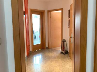 Altbauwohnung mit Balkon kaufen in 1210 Wien (Bild 2)