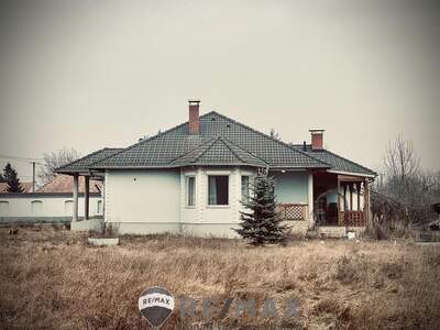 Haus kaufen in 9372 Csapod