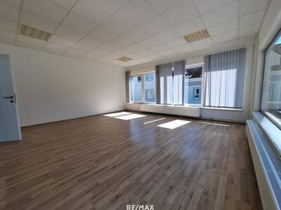 Gewerbeobjekt mieten in 3100 St. Pölten (Bild 1)