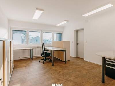 Gewerbeobjekt mieten in 6342 Niederndorf