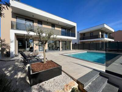 Haus kaufen in 52342 Smoljanci (Bild 2)