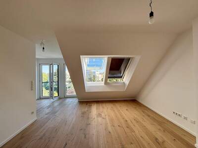 Dachgeschosswohnung provisionsfrei mieten in 1130 Wien