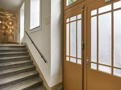 Altbauwohnung kaufen in 1170 Wien (Bild 2)