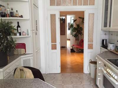 Altbauwohnung mit Balkon mieten in 1080 Wien (Bild 2)