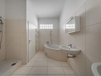 Wohnung kaufen in 1160 Wien (Bild 2)