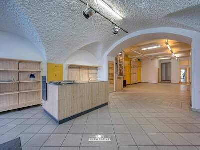 Gewerbeobjekt mieten in 4840 Vöcklabruck