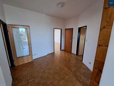 Altbauwohnung mit Balkon mieten in 8010 Graz (Bild 5)