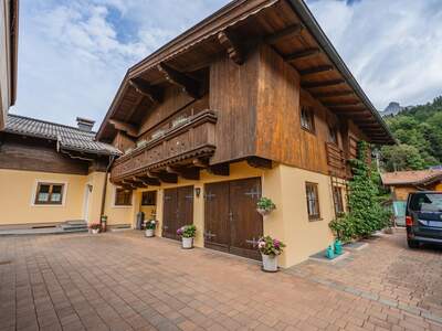Mehrfamilienhaus kaufen in 5771 Leogang (Bild 2)