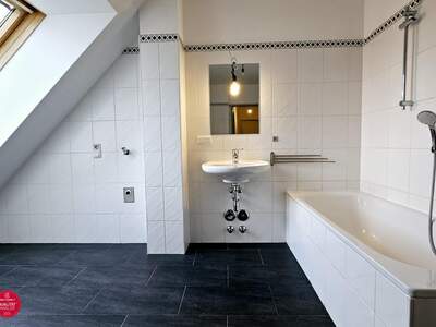 Terrassenwohnung kaufen in 1160 Wien (Bild 2)