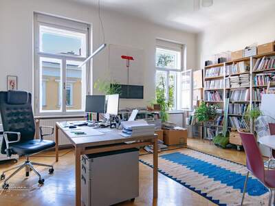 Altbauwohnung mit Balkon kaufen in 8010 Graz (Bild 2)
