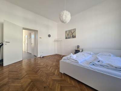 Altbauwohnung kaufen in 1100 Wien (Bild 1)