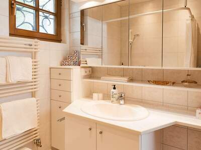 Altbauwohnung mieten in 6020 Innsbruck (Bild 5)